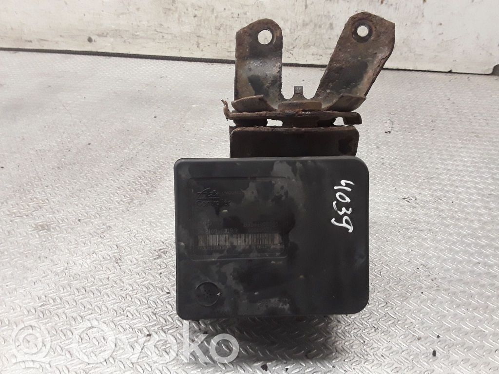 Toyota Yaris Pompa ABS 