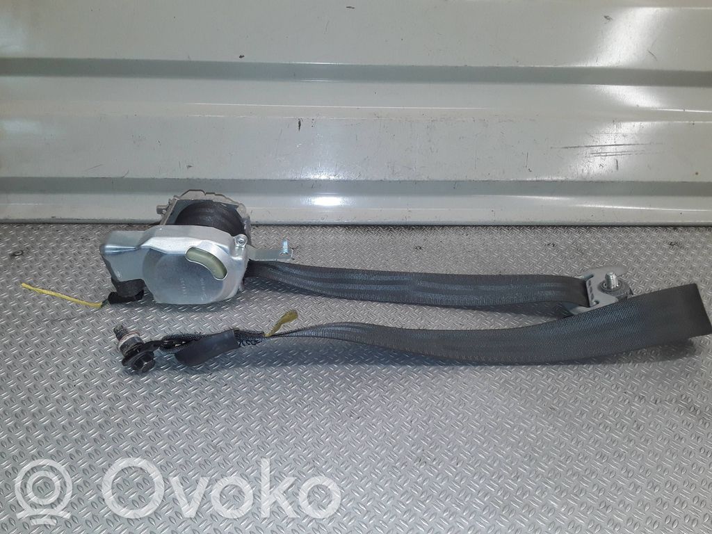 Hyundai i30 Cinturón delantero 