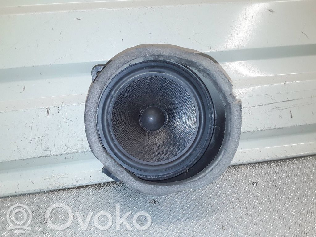 BMW X5 E53 Front door speaker 