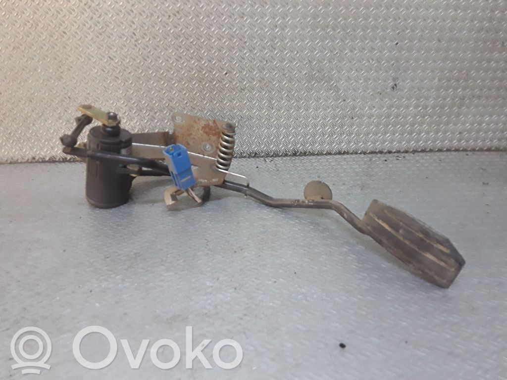Akceleratoriaus pedalas   0281002296,09129107