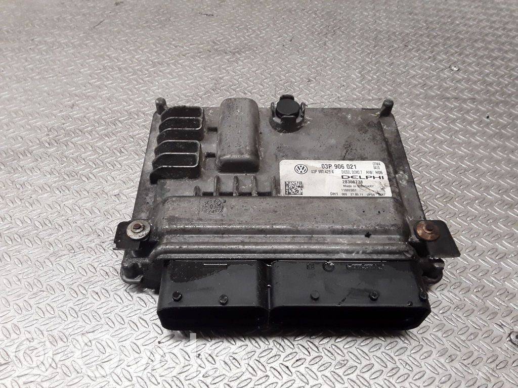 Volkswagen Polo V 6R Engine control unit/module 