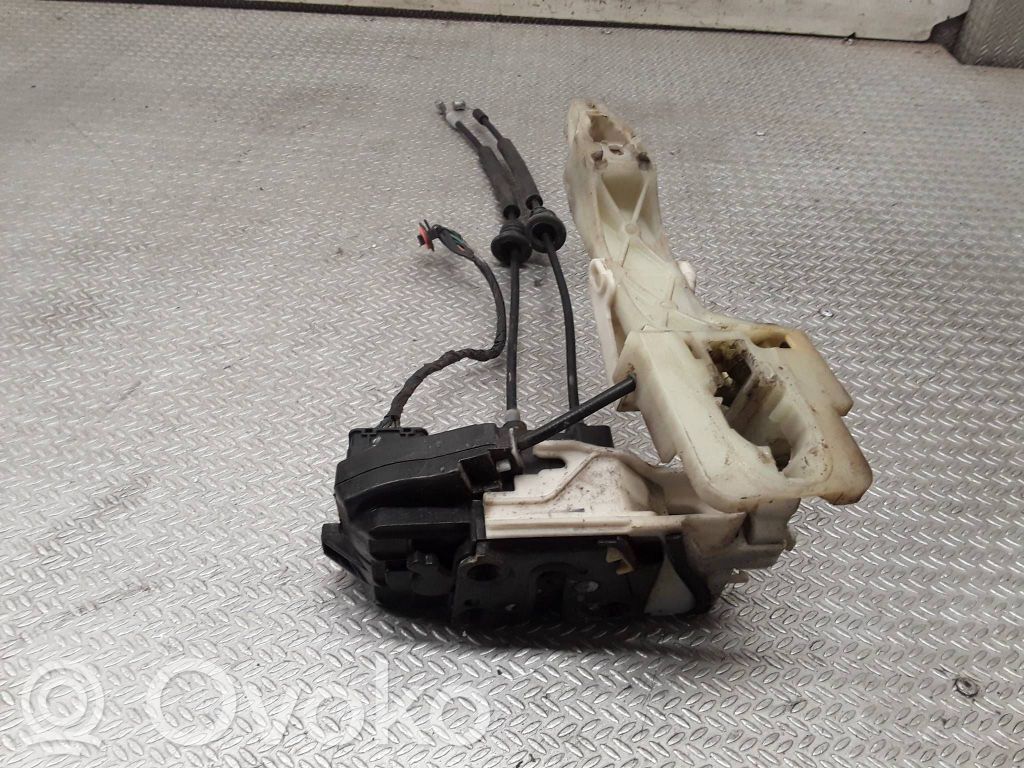 Hyundai i30 Etuoven lukko 