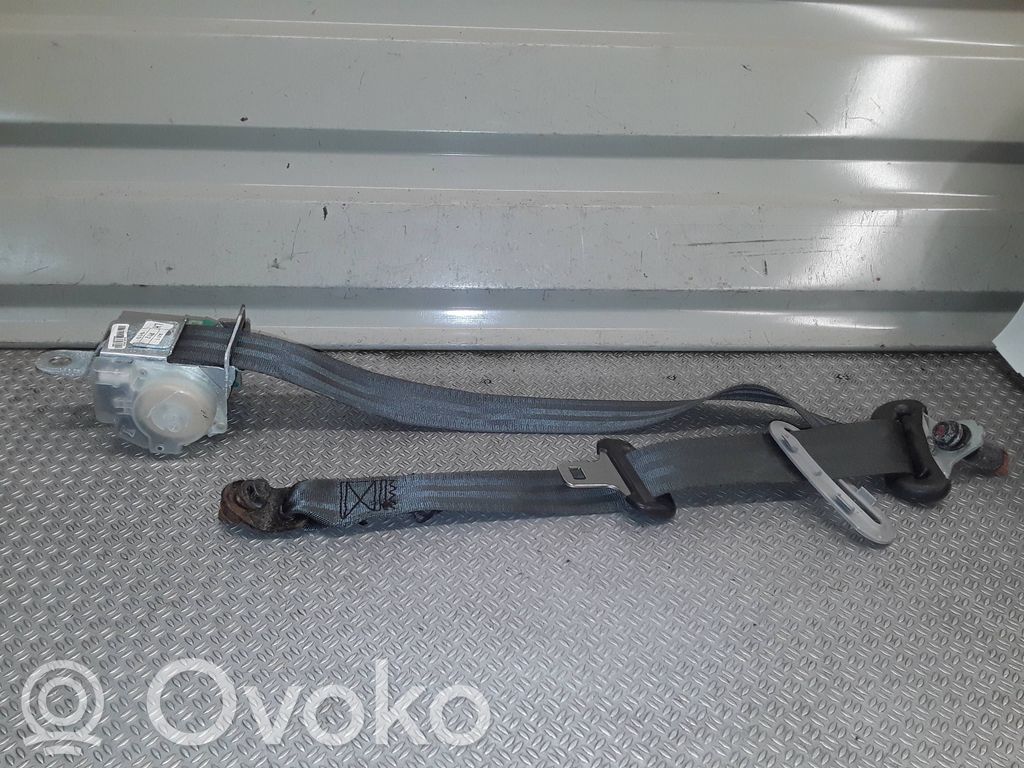 Hyundai i30 Cinturón trasero 