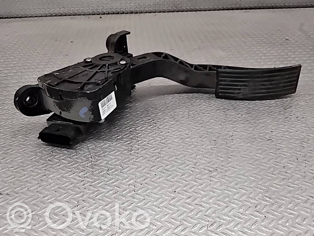 Hyundai i20 (PB PBT) Accelerator throttle pedal 
