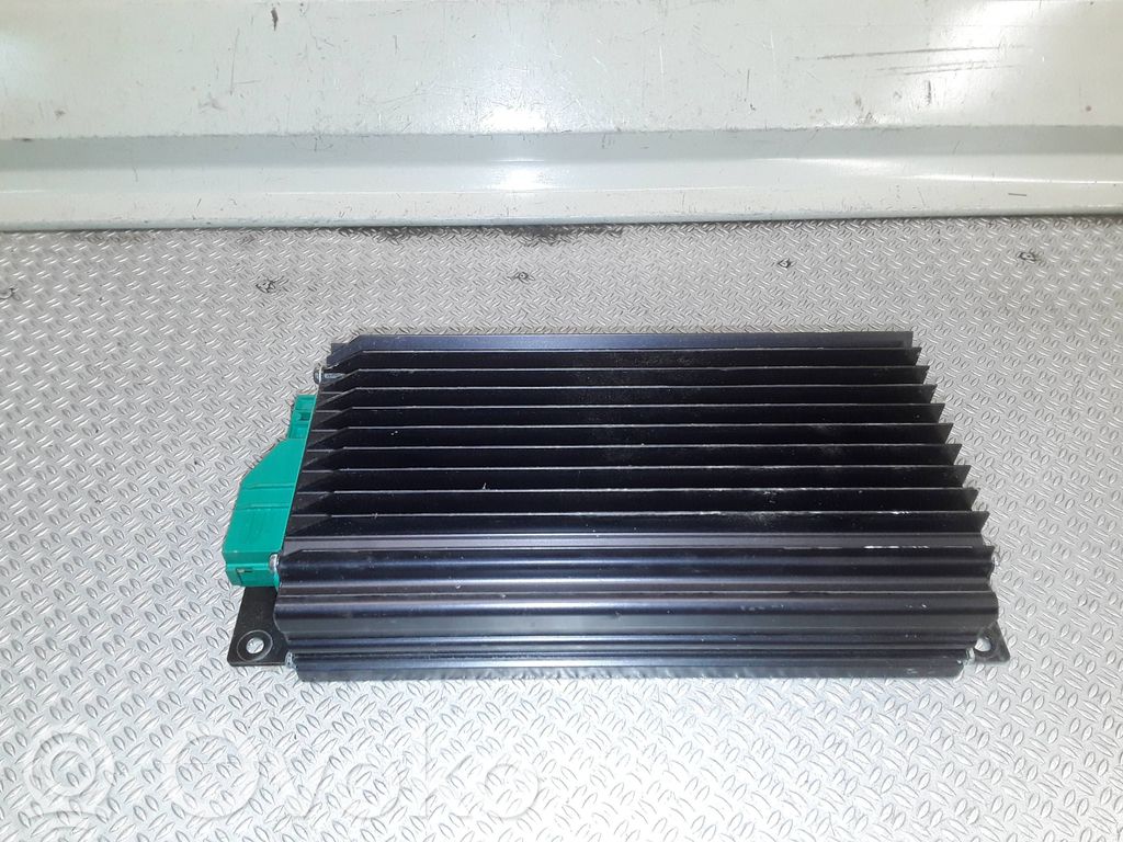 Lancia Thesis Sound amplifier 