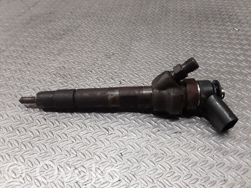 BMW 3 E90 E91 Fuel injector 