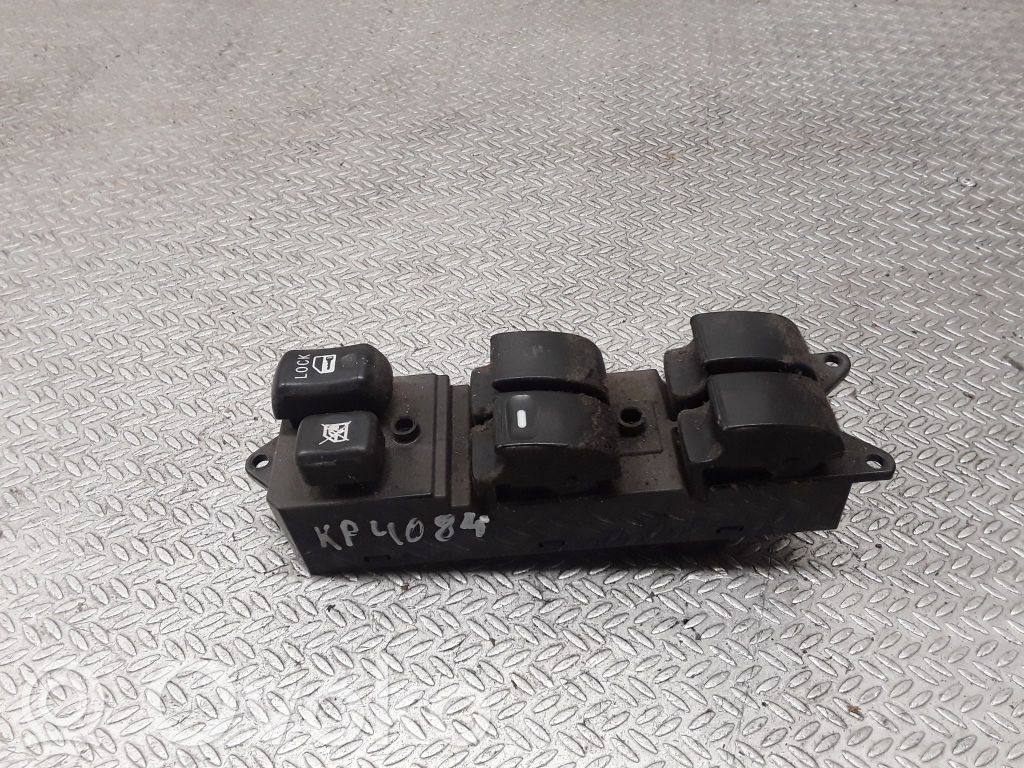 Mitsubishi Lancer VIII Electric window control switch 