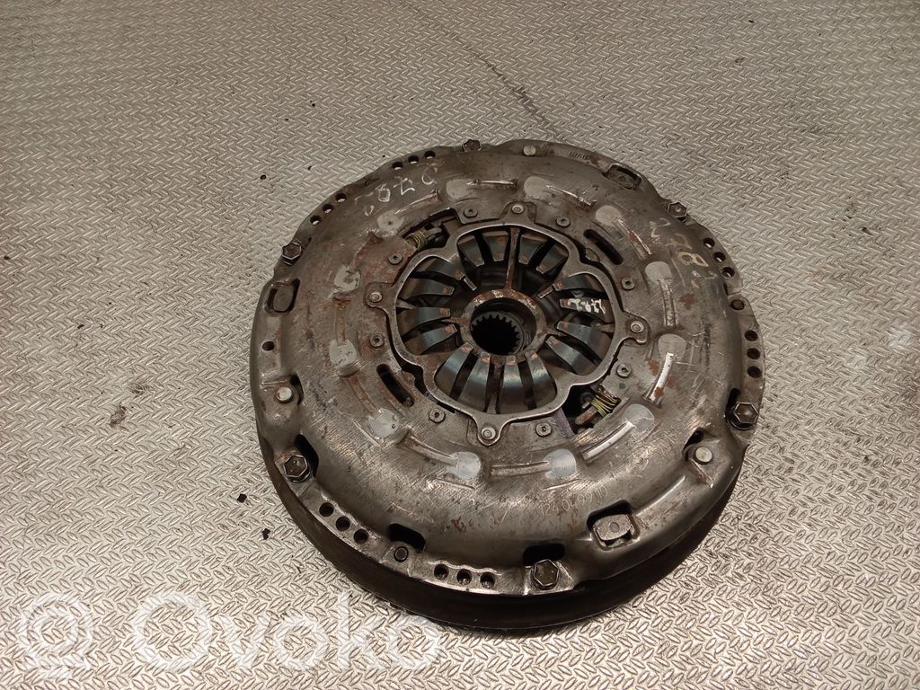 Toyota Avensis T250 Sprzęgło / Komplet 