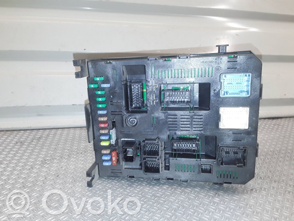 Fuse module   9661940380