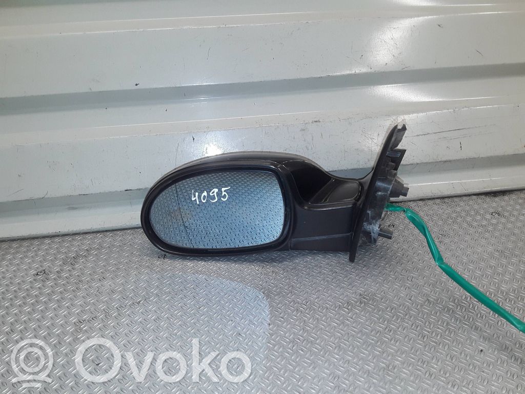 Citroen C5 Front door electric wing mirror 
