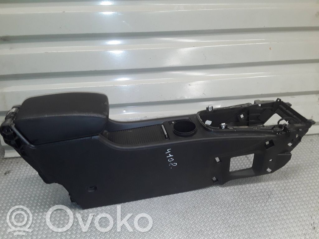 Opel Astra J Armrest 