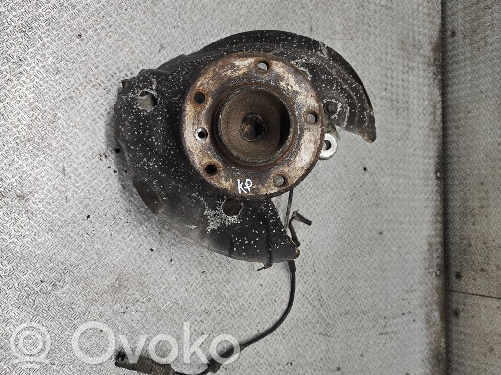Etupyörän navan laakerikokoonpano   6764443