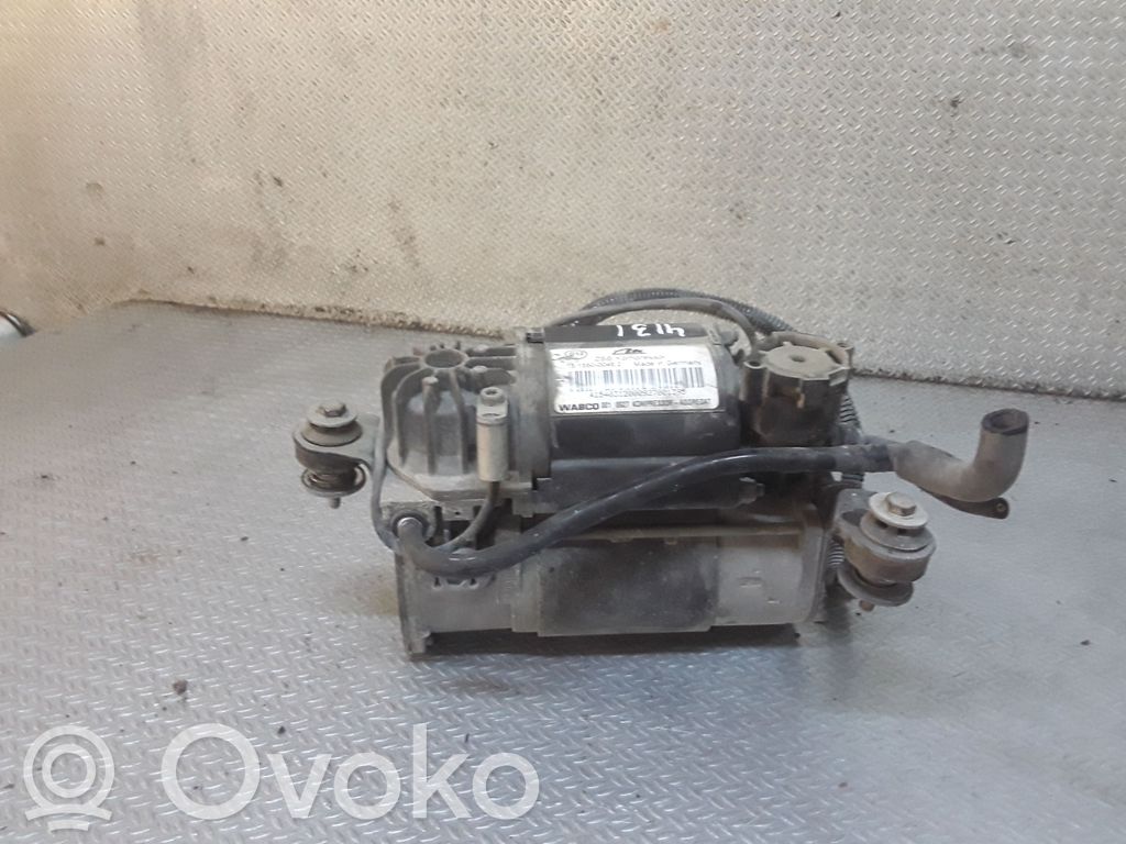 Audi A8 S8 D3 4E Gaisa kompresors 