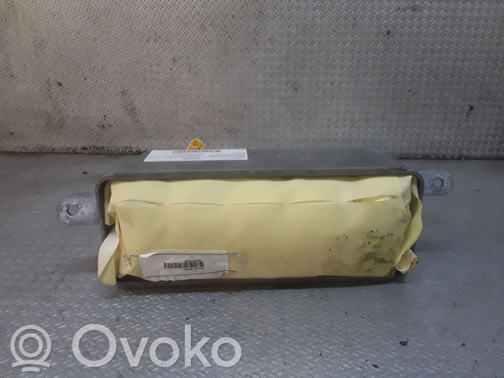 Chrysler Pacifica Passenger airbag 