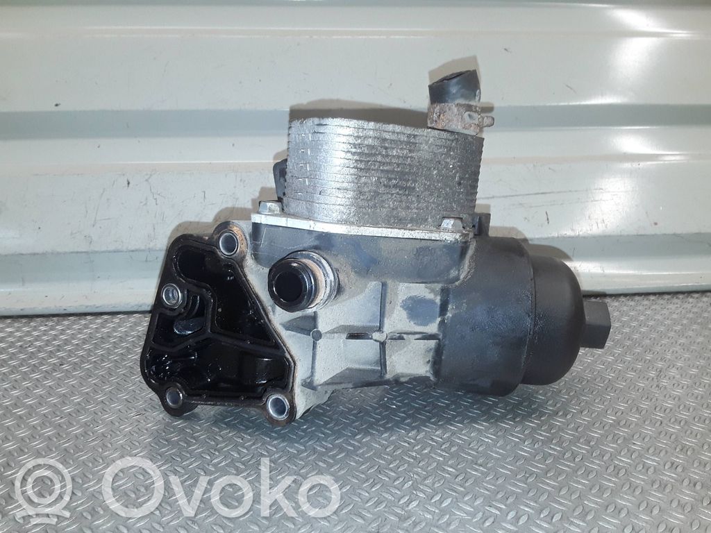 KIA Venga Oil filter mounting bracket 