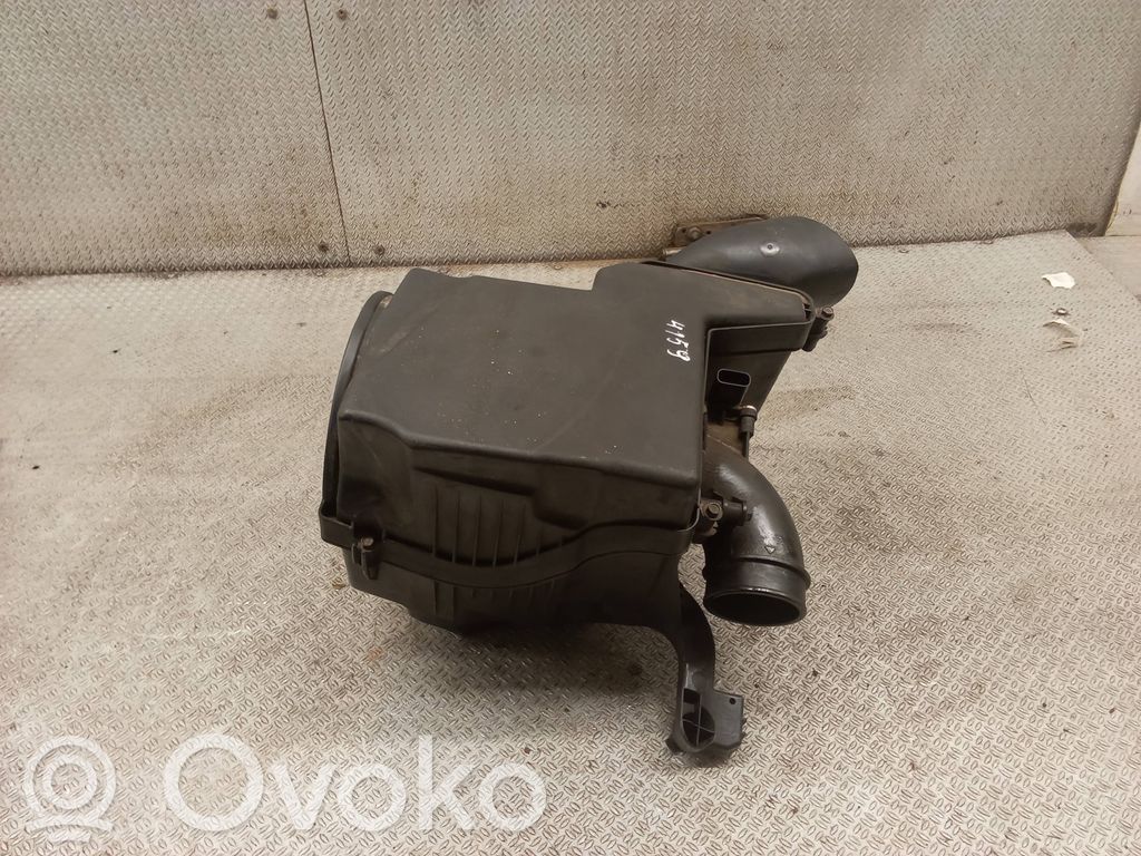 Ilmansuodattimen kotelo   AV619600BF
