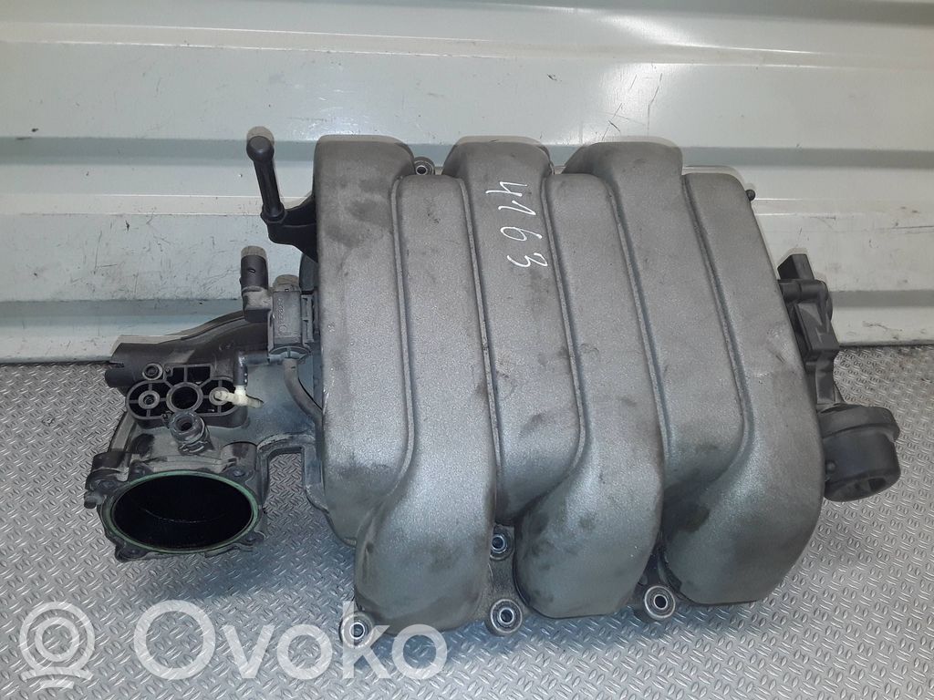 Audi A6 S6 C6 4F Colector de admisión 