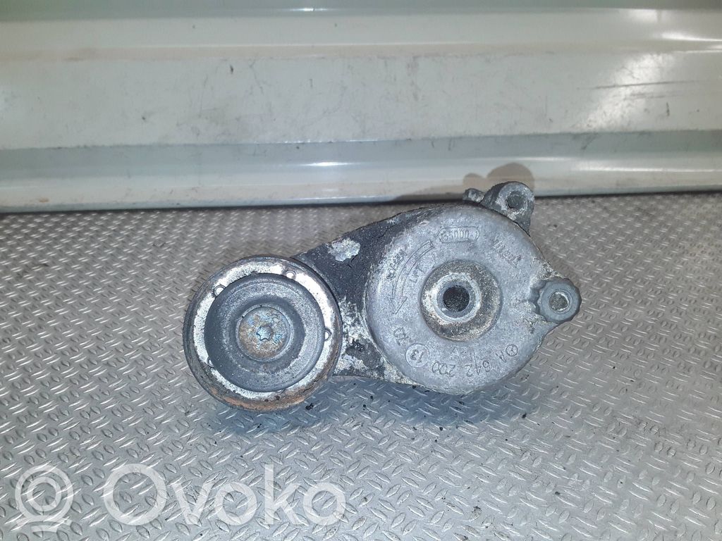 Tensor de correa del alternador   A6422001370