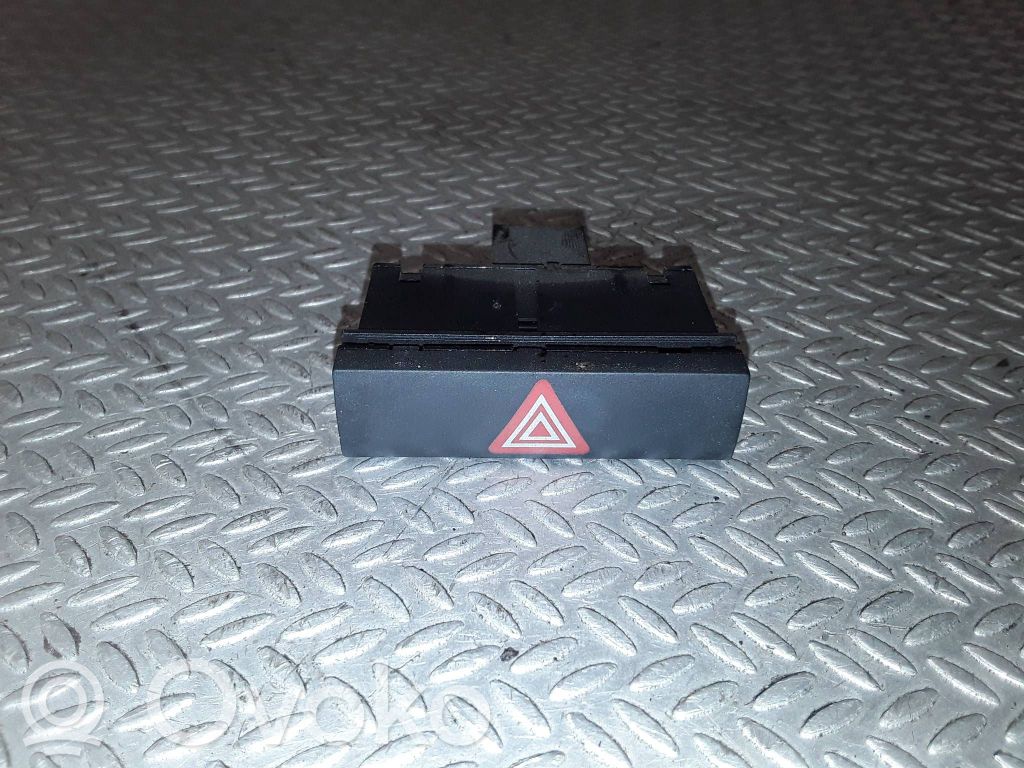Schalter Warnblinkanlage   4F0941509