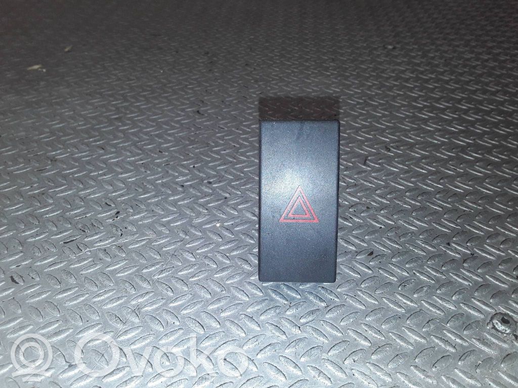 Schalter Warnblinkanlage   13A350AB