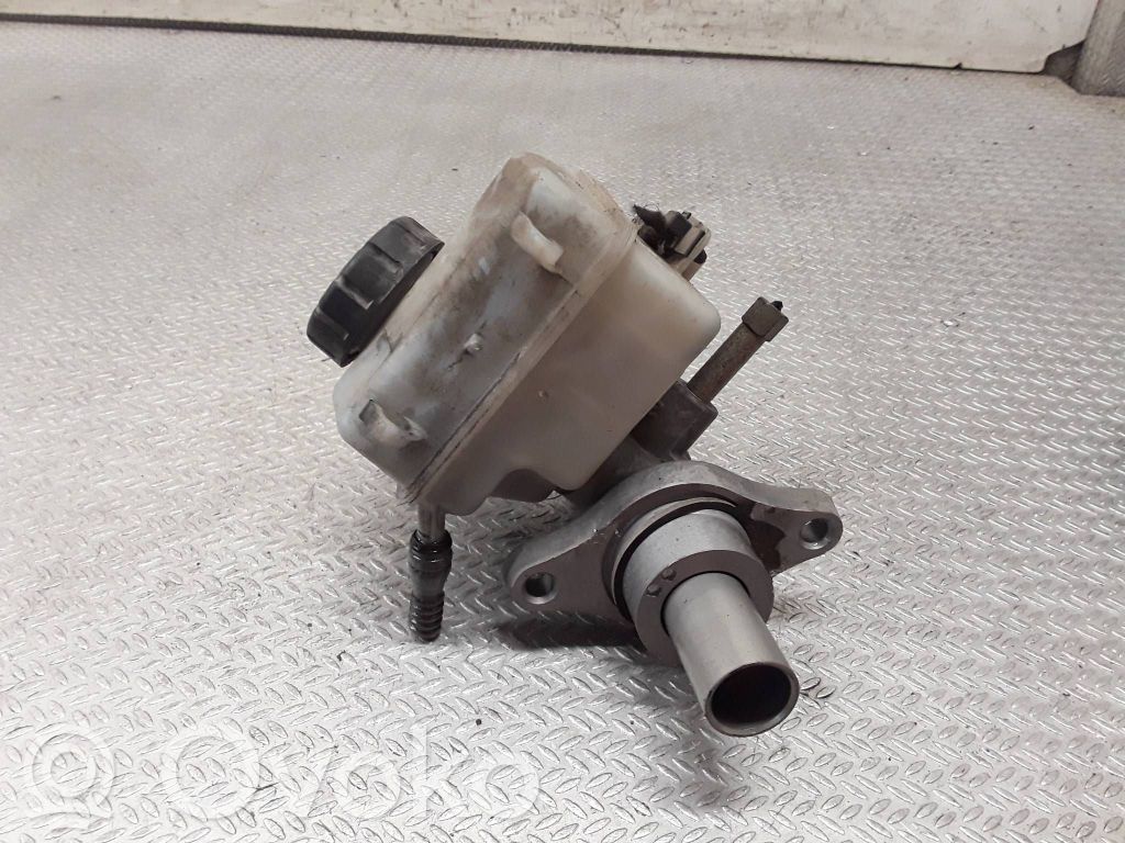 Główny cylinder hamulca   32067271