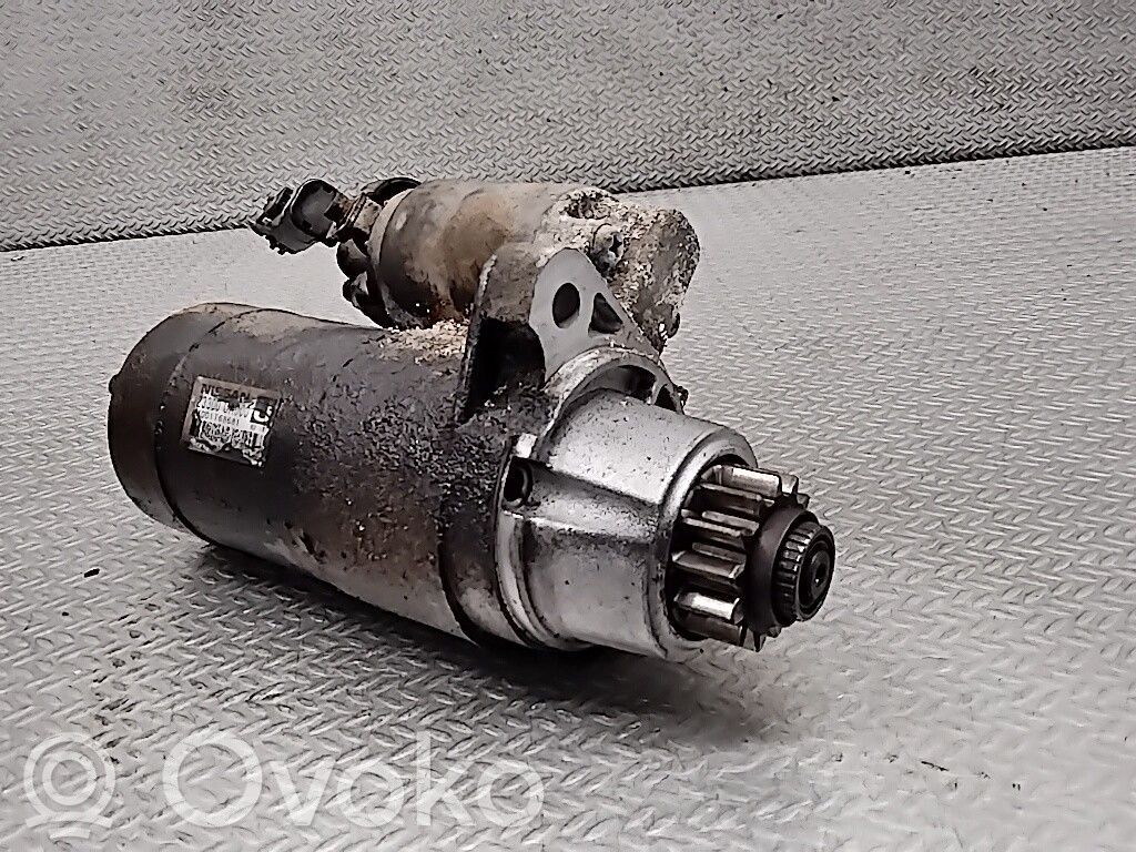 Motor de arranque   233000A000,M001T68681