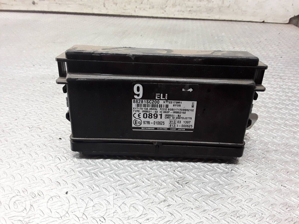 Immobilizer control unit/module   88281SC200