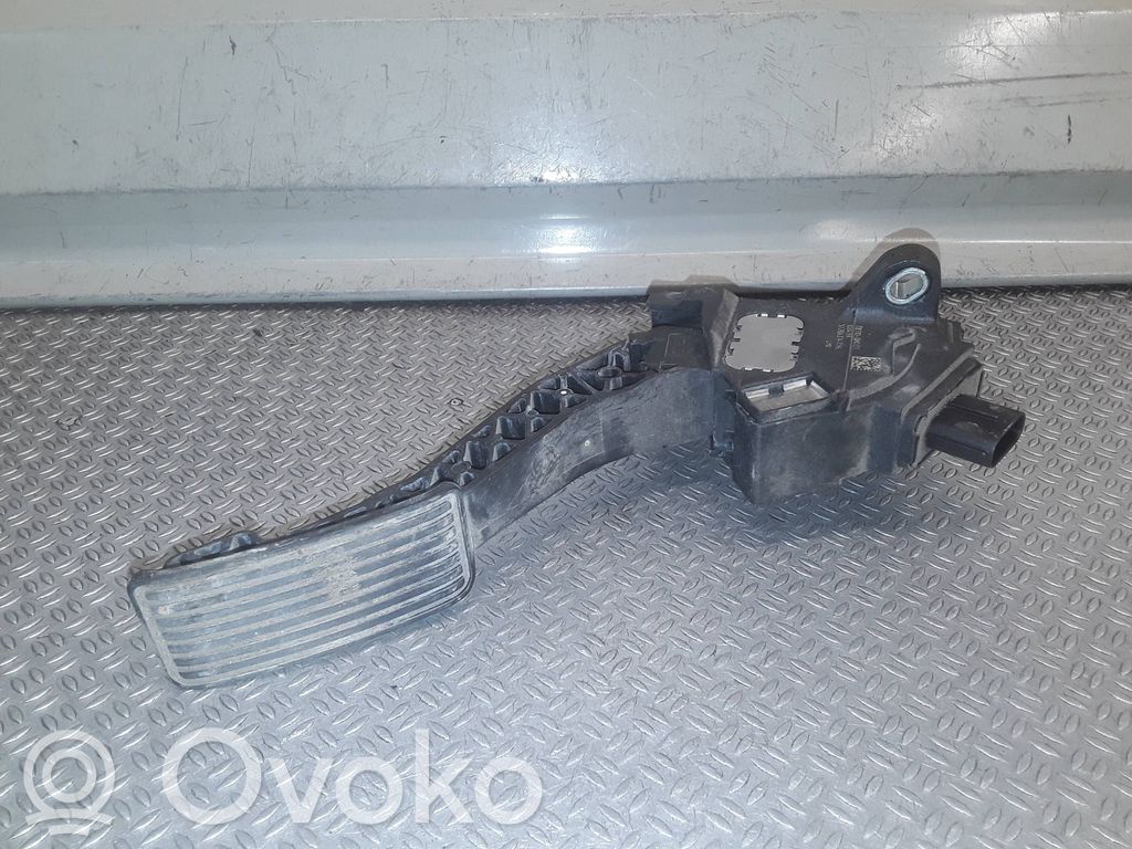 Toyota Aygo AB10 Akceleratoriaus pedalas 