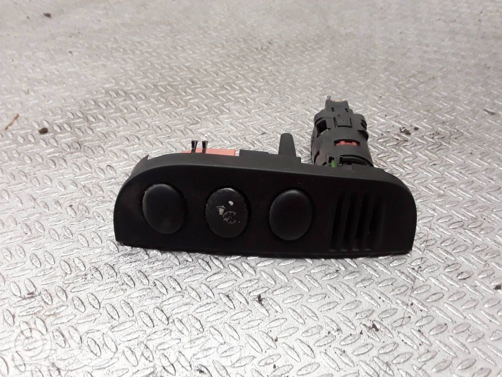 Citroen C2 Cruise control switch 