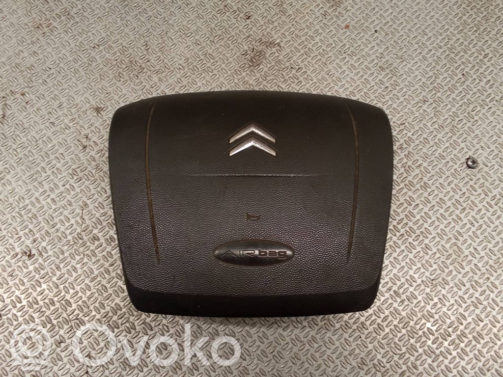 Ohjauspyörän turvatyyny   07354362450