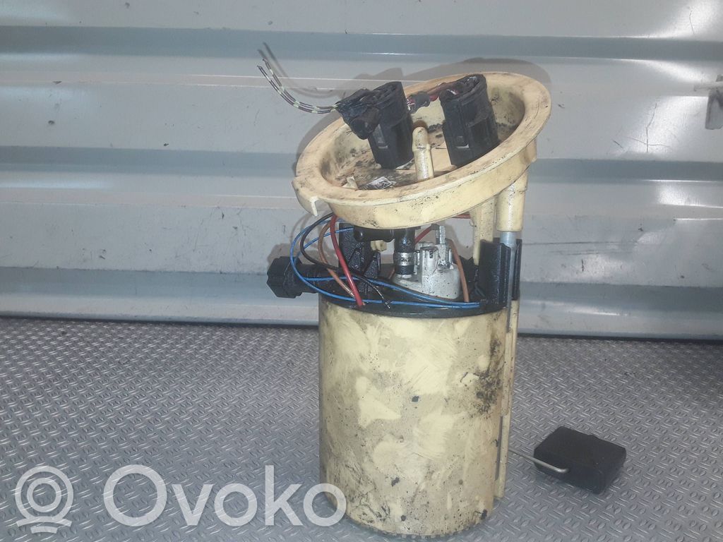 Pompă combustibil în rezervor   6763886