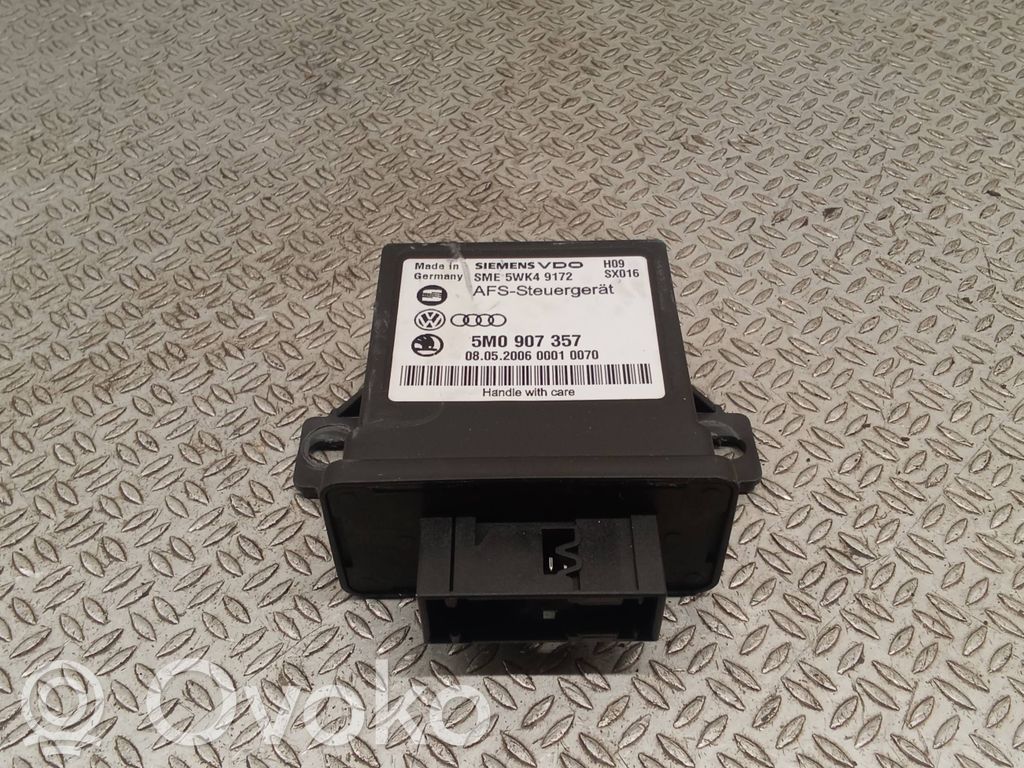 Sterownik / Moduł świateł LCM   5M0907357