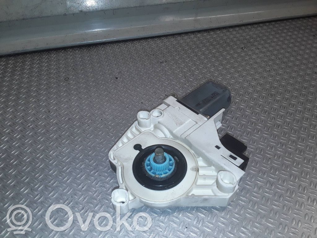 Motor del regulador de la ventanilla de la puerta delantera   4F0959801B