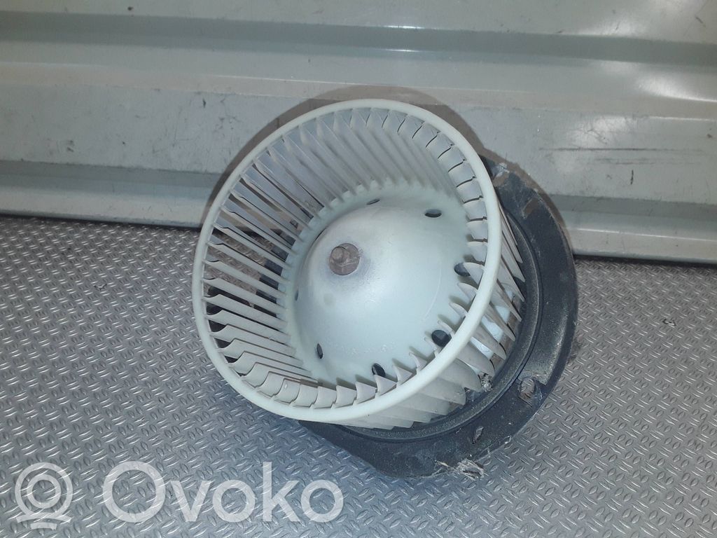 Mazā radiatora ventilators