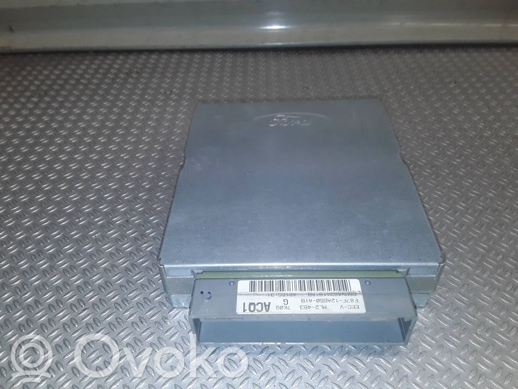 Ford Explorer Variklio valdymo blokas 