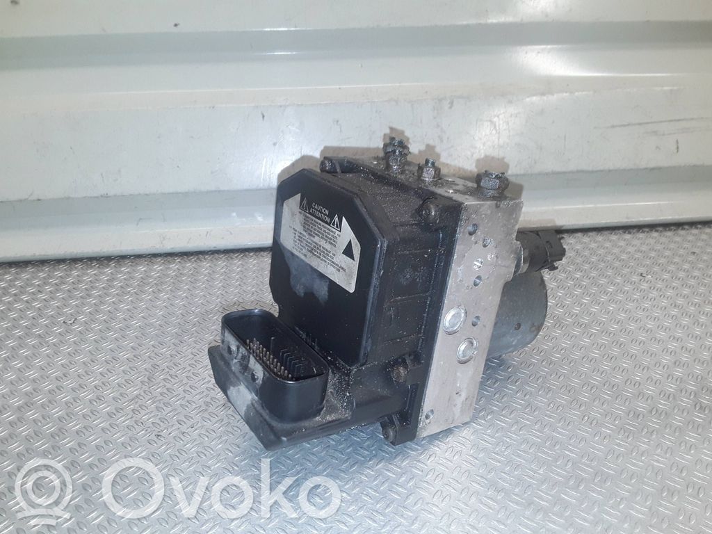 Toyota Avensis T250 ABS bloks 