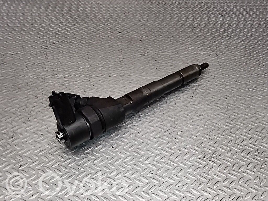 Injecteur de carburant   0445110111