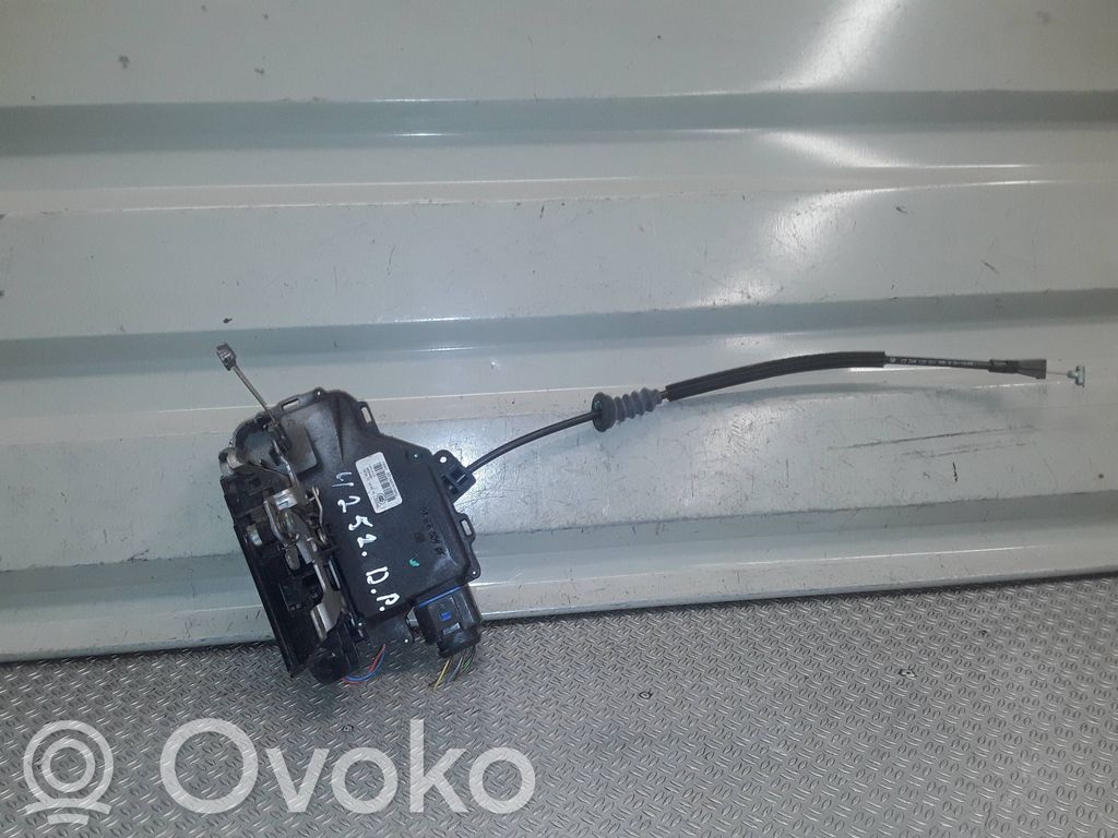 Skoda Octavia Mk2 (1Z) Serratura portiera anteriore 