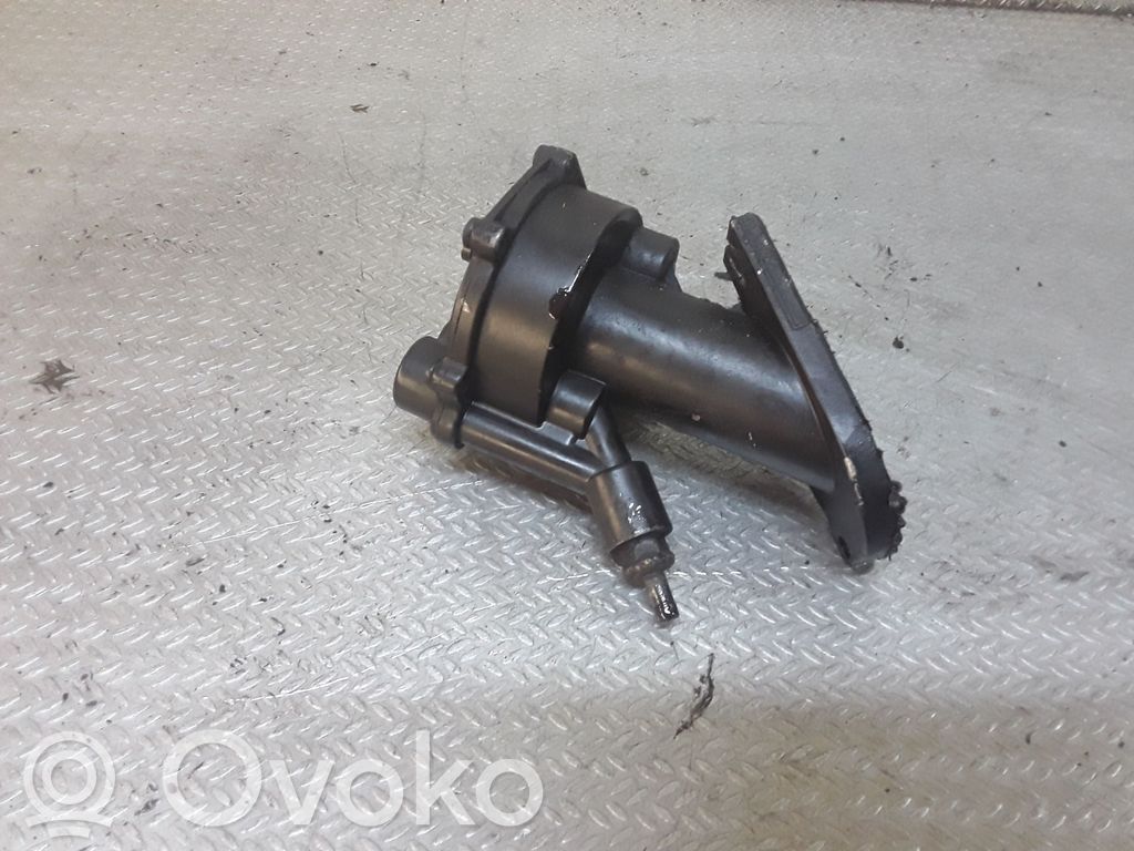 Ford Focus Pompe à vide 
