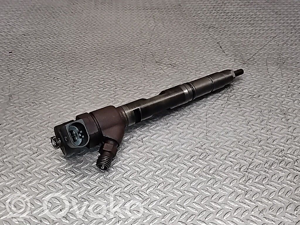 Injektor Einspritzdüse   0445110158,057130277M