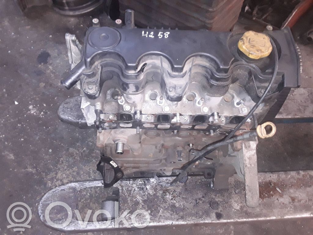 Двигатель   192A800