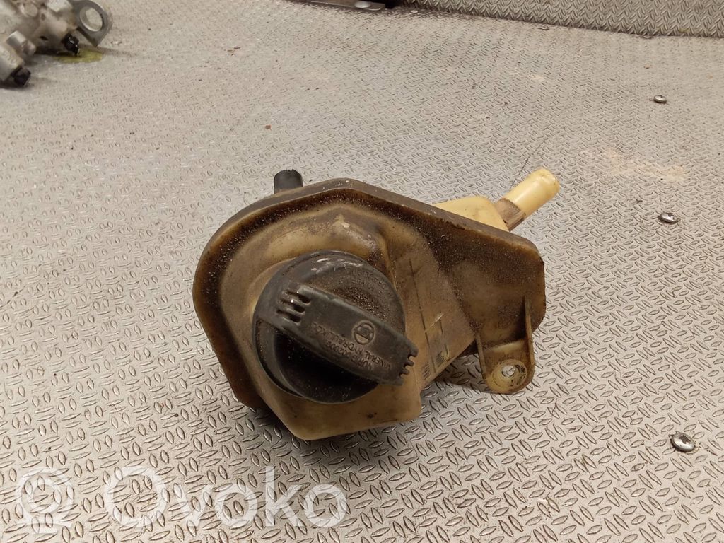 Audi A8 S8 D3 4E Ohjaustehostimen nestesäiliö 