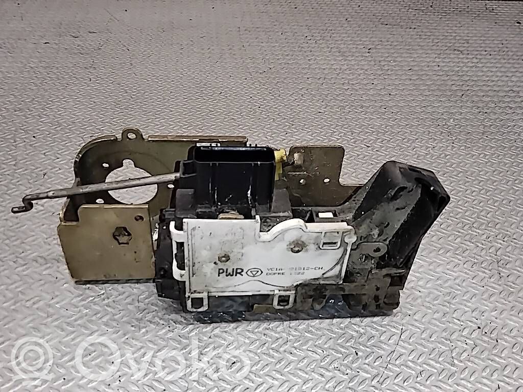 Front door lock   YC1AV21812CH