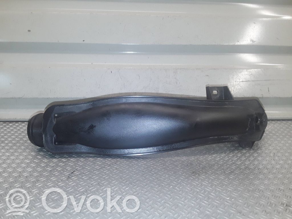 Air intake duct part   9680051380