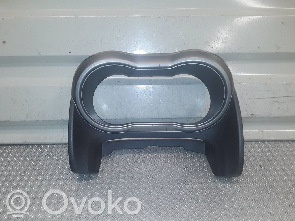 Nissan Note (E11) Dashboard trim 