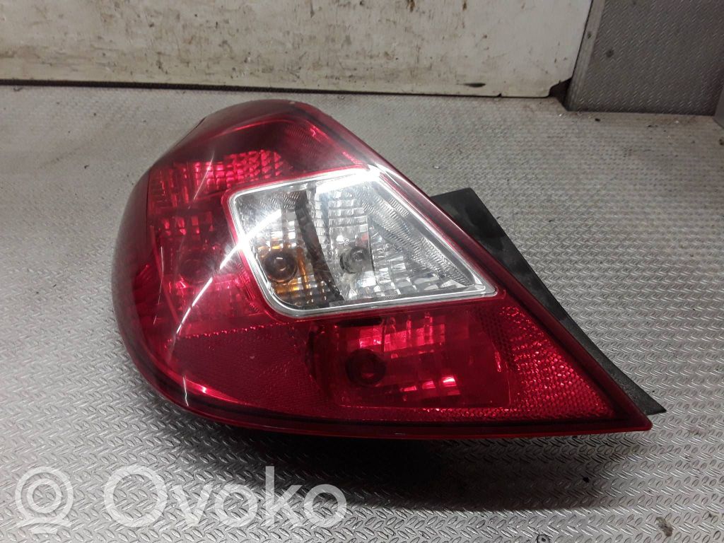 Rear/tail lights