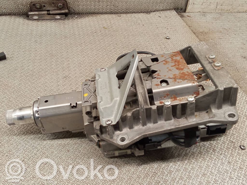 Ohjauspyörän akseli   4F0910852
