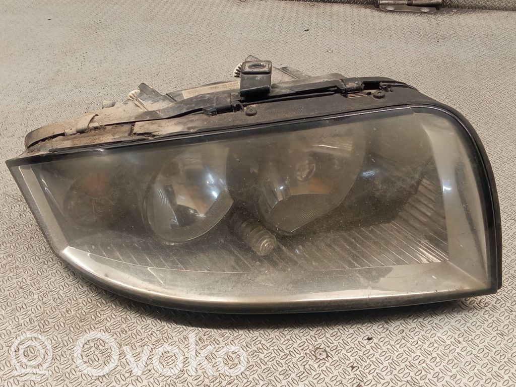 Audi A2 Headlight/headlamp 
