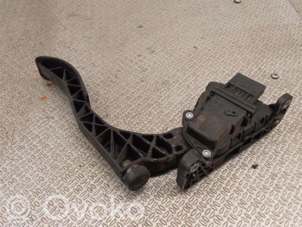 Gaspedal   4F1723523A