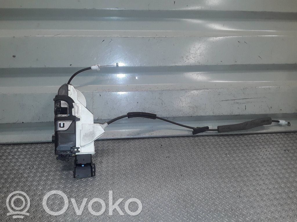Citroen C5 Priekšpusē slēdzene 